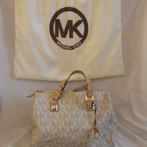 Authentic  Michael Kors handbag